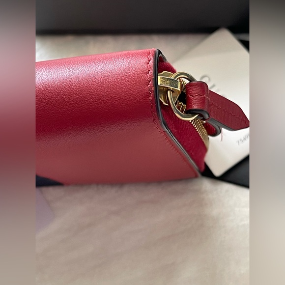 Gucci leather Sylvie zippy around wallet (red) - Picture 14 of 17